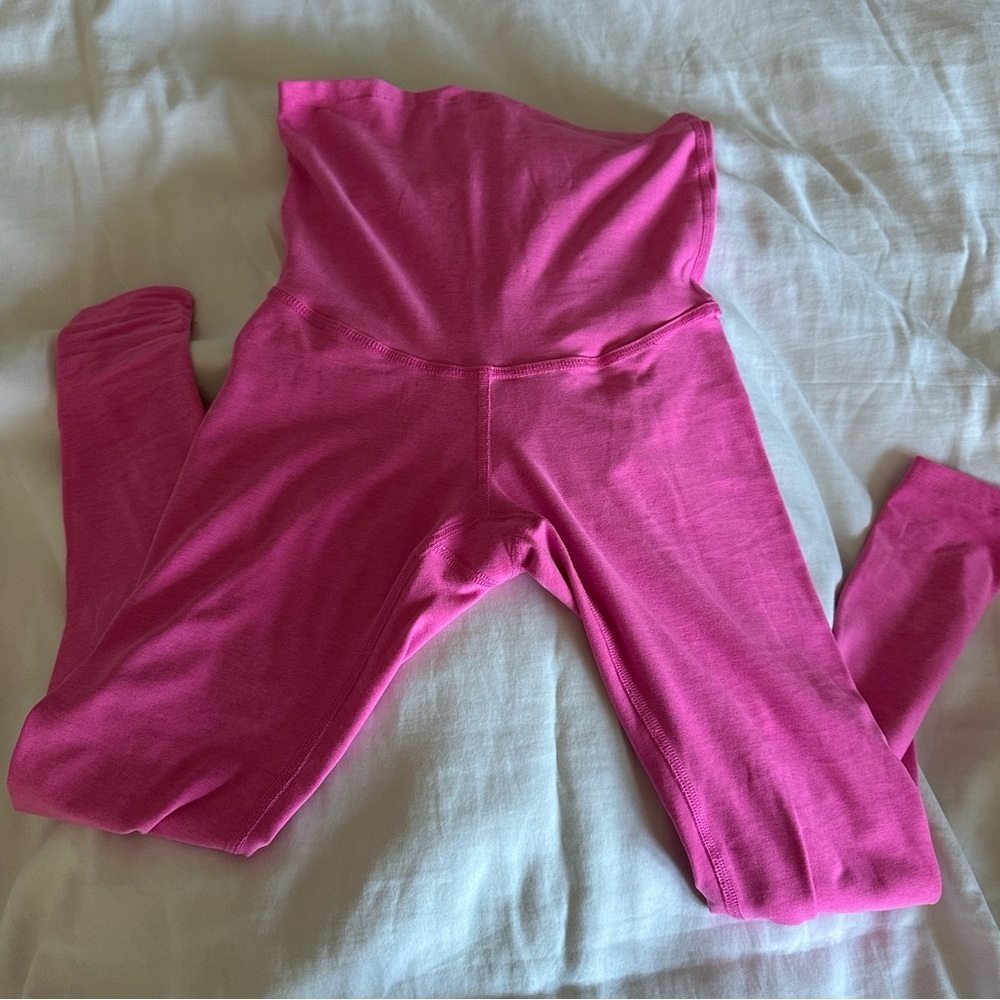 Pink Beyond the Bump Cropped Leggings